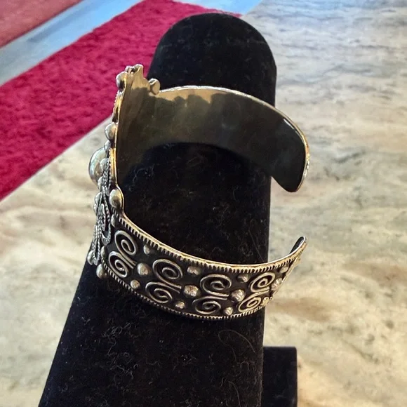 Intricate Silver Swirl Adjustable Cuff Bracelet - Picture 2 of 3